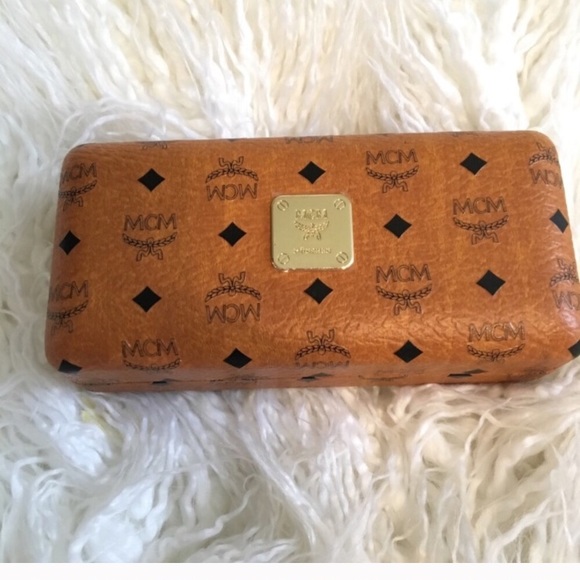 rockstud bodytech bootie